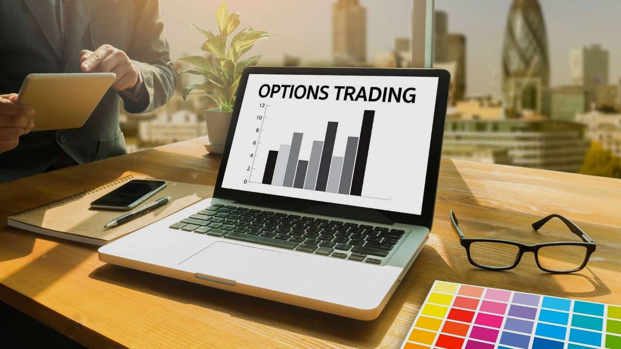 What are the differences between listed and OTC options?